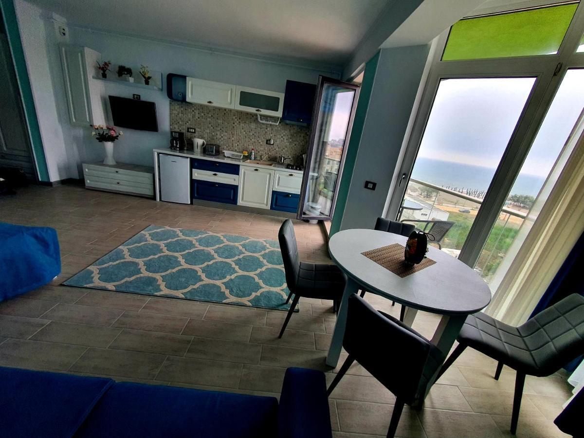 Alezzi Majestic Apartments 97 Нэводари Экстерьер фото